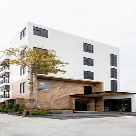 Narita Amata Hotel Chonburi Ngoại thất bức ảnh