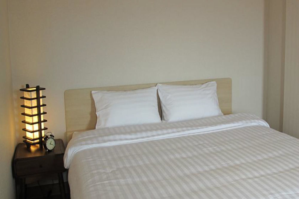Narita Amata Hotel Chonburi Ngoại thất bức ảnh