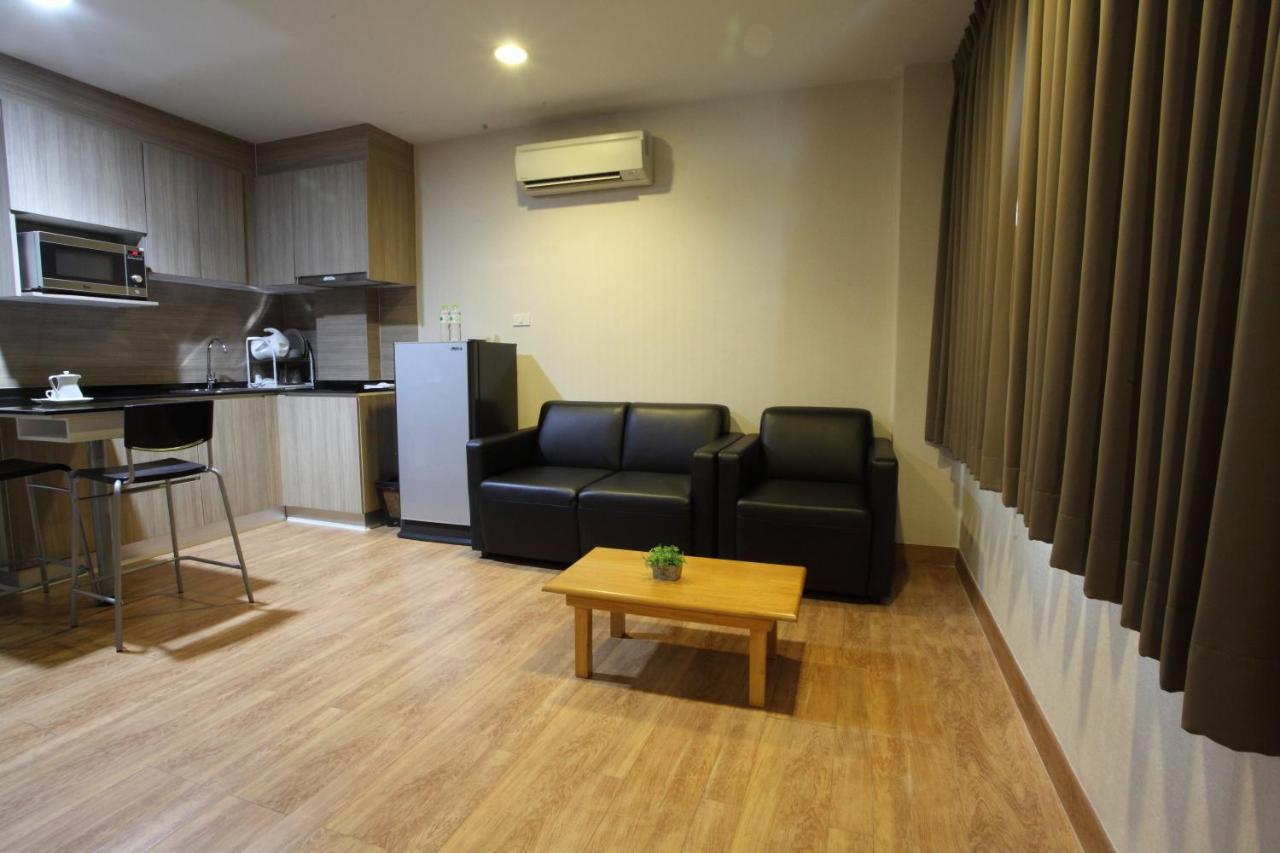 Narita Amata Hotel Chonburi Ngoại thất bức ảnh